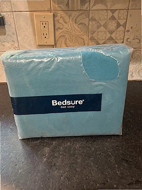 Bedsure Get Cozy Duvet and pillowcases Set Teal - King